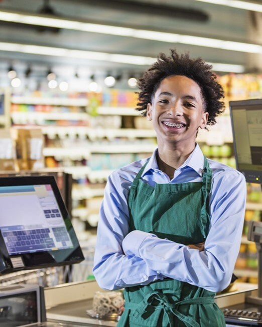 Teen_GroceryStore_Image_1080x568_vertical